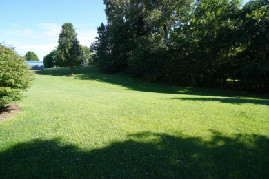 Convenient One-Level Living in Hampton Square! - photo 4