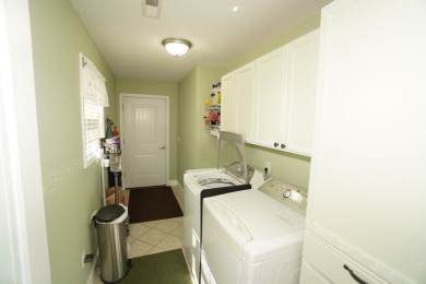 Convenient One-Level Living in Hampton Square! - photo 22