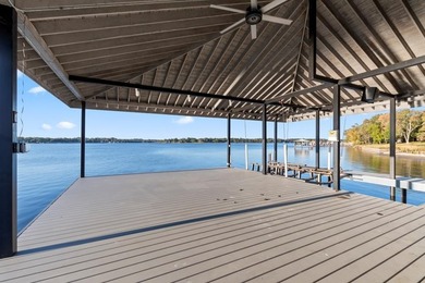 Cozy lake cottage on 3.4 acres with nearly 200 ft of waterfront - photo 7