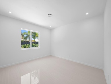 Fully renovated 3/3 pool home in sought-after Coral Ridge Isles - photo 14