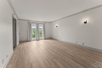 UNIT 404 - BEAUTIFUL 2 BEDROOM RENOVATED UNIT. DOWNTOWN LIVING - photo 5