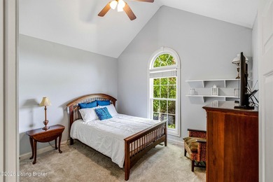 Welcome to your own private country retreat in sought-after - photo 37