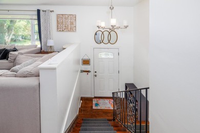 Welcome to this beautifully maintained 4-bedroom, 2.5-bath - photo 12