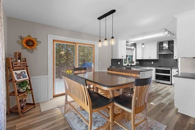Set in the Purves Lagoon neighborhood, this remodeled - photo 14