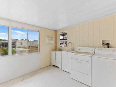 Welcome to this charming 2-bedroom, 1.5-bathroom manufactured - photo 17