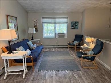 Welcome to 1676 Kingstown Road-a charming and spacious South - photo 3