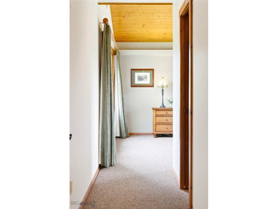 Nestled in the highly sought-after SpringHill Community, this - photo 28