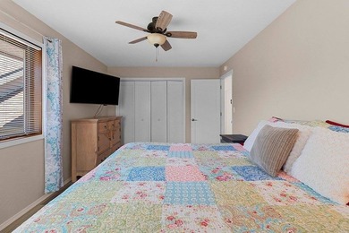 Set in the Purves Lagoon neighborhood, this remodeled - photo 28