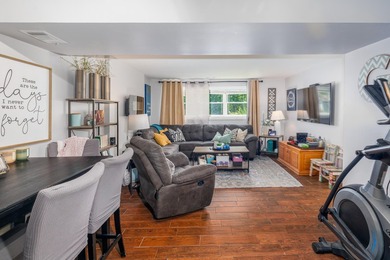 Welcome to this beautifully maintained 4-bedroom, 2.5-bath - photo 30