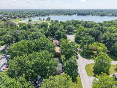 Welcome to this beautifully maintained 4-bedroom, 2.5-bath - photo 35