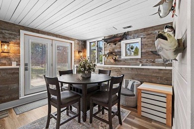 Set in the Purves Lagoon neighborhood, this remodeled - photo 39