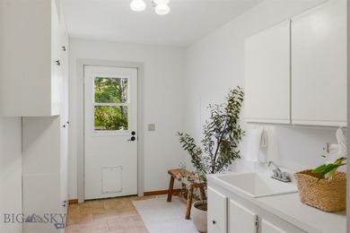 Nestled in the highly sought-after SpringHill Community, this - photo 41