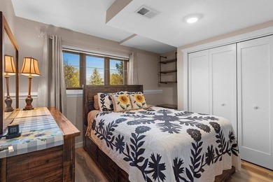 Set in the Purves Lagoon neighborhood, this remodeled - photo 46