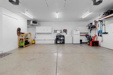Set in the Purves Lagoon neighborhood, this remodeled - photo 49