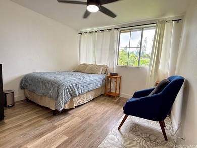 Welcome to Mililani Terrace! This well-maintained unit offers a - photo 3