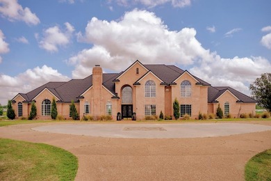 (private lake, pond, coastal) Home For Sale in Center Texas