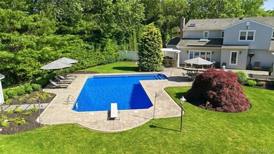 This absolutely stunning, updated Colonial offers timeless - photo 2