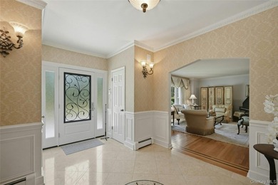 This absolutely stunning, updated Colonial offers timeless - photo 7