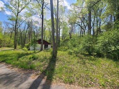 Commercial Property located in a high traffic area. 2 minutes to - photo 9
