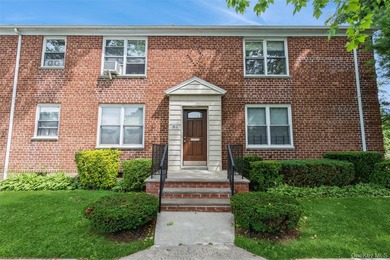Welcome Home! Step into this beautifully maintained, sun-kissed - photo 1