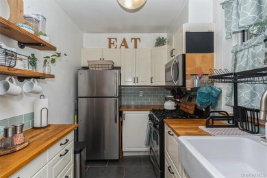 Welcome Home! Step into this beautifully maintained, sun-kissed - photo 6