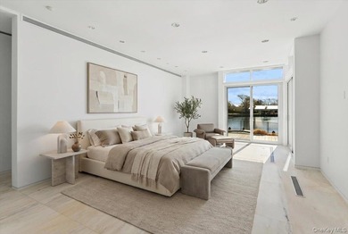 Commanding one of the most coveted positions in Hewlett Bay Park - photo 18