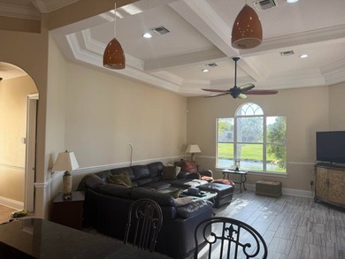 Expansive Luxury Home 5/4 with golf course views and inground - photo 19