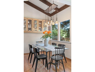 Majestic nature lover's retreat in the heart of Montclair. This - photo 20