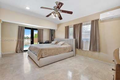 Waterfront living in the heart of Aventura! Set on a 14,500 SF - photo 22