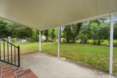 Welcome to Bonneau, home of beautiful Lake Moultrie, where - photo 23
