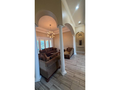Expansive Luxury Home 5/4 with golf course views and inground - photo 23