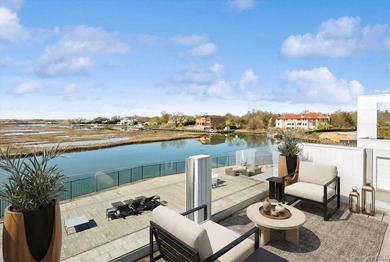 Commanding one of the most coveted positions in Hewlett Bay Park - photo 24