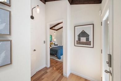 Majestic nature lover's retreat in the heart of Montclair. This - photo 37