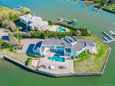 Commanding one of the most coveted positions in Hewlett Bay Park - photo 41
