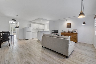 1012 Newport G - photo 3