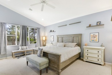 Spacious two-story home featuring 4 bedrooms, 3.5 bathrooms - photo 11