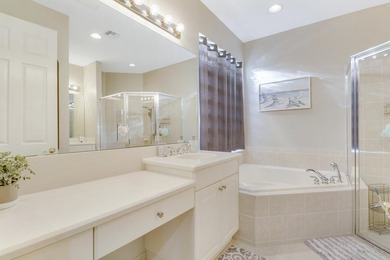 Spacious two-story home featuring 4 bedrooms, 3.5 bathrooms - photo 13