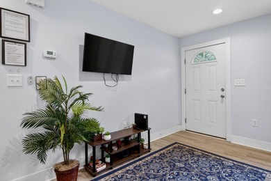Cozy and charming 2BR/1BA ranch near Park Circle offering - photo 4