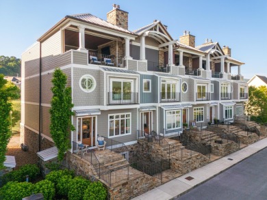 Lake Townhome/Townhouse For Sale in Chattanooga, Tennessee