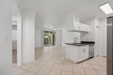 The only 1 bedroom with a garage available at Emerald Dunes, a - photo 4