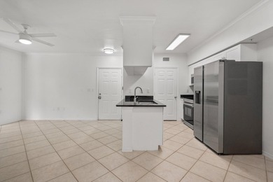 The only 1 bedroom with a garage available at Emerald Dunes, a - photo 9
