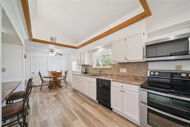 Beautiful 1 owner home on well groomed acreage complete with - photo 10