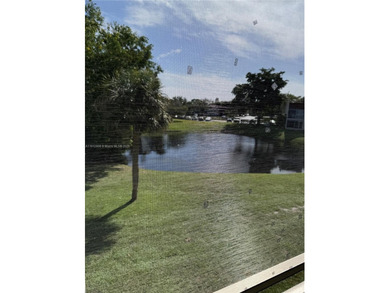 (private lake, pond, creek) Condo For Sale in Delray Beach Florida