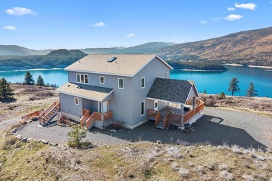 Lake Roosevelt Home For Sale in Kettle Falls Washington