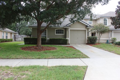 Lake Ridge Condo For Sale in Fleming Island Florida