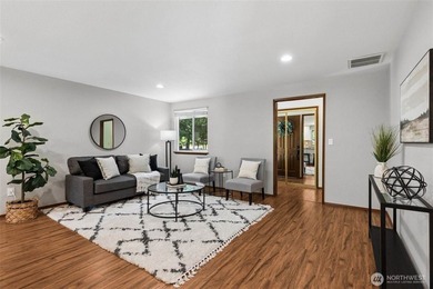 Back on market due to buyer financing. No fault of the seller or - photo 14