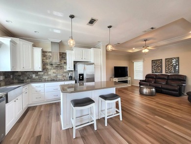 A fabulous open concept floor plan accented with transom windows - photo 14
