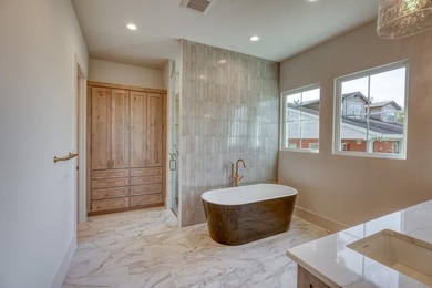 This amazing Lake Marble Falls property offers a fantastic - photo 15