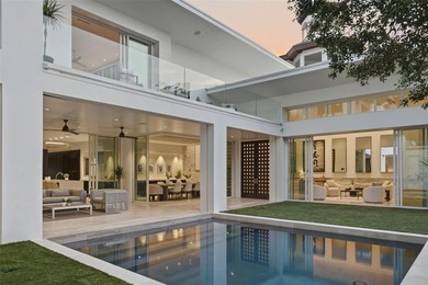Envisioned by acclaimed architect Phil Kean and originally - photo 7