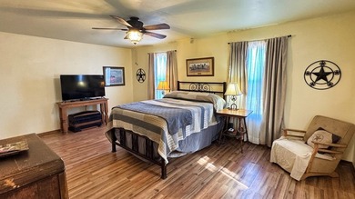 Spectacular and Long Range Country Views. End of road privacy, 1 - photo 24